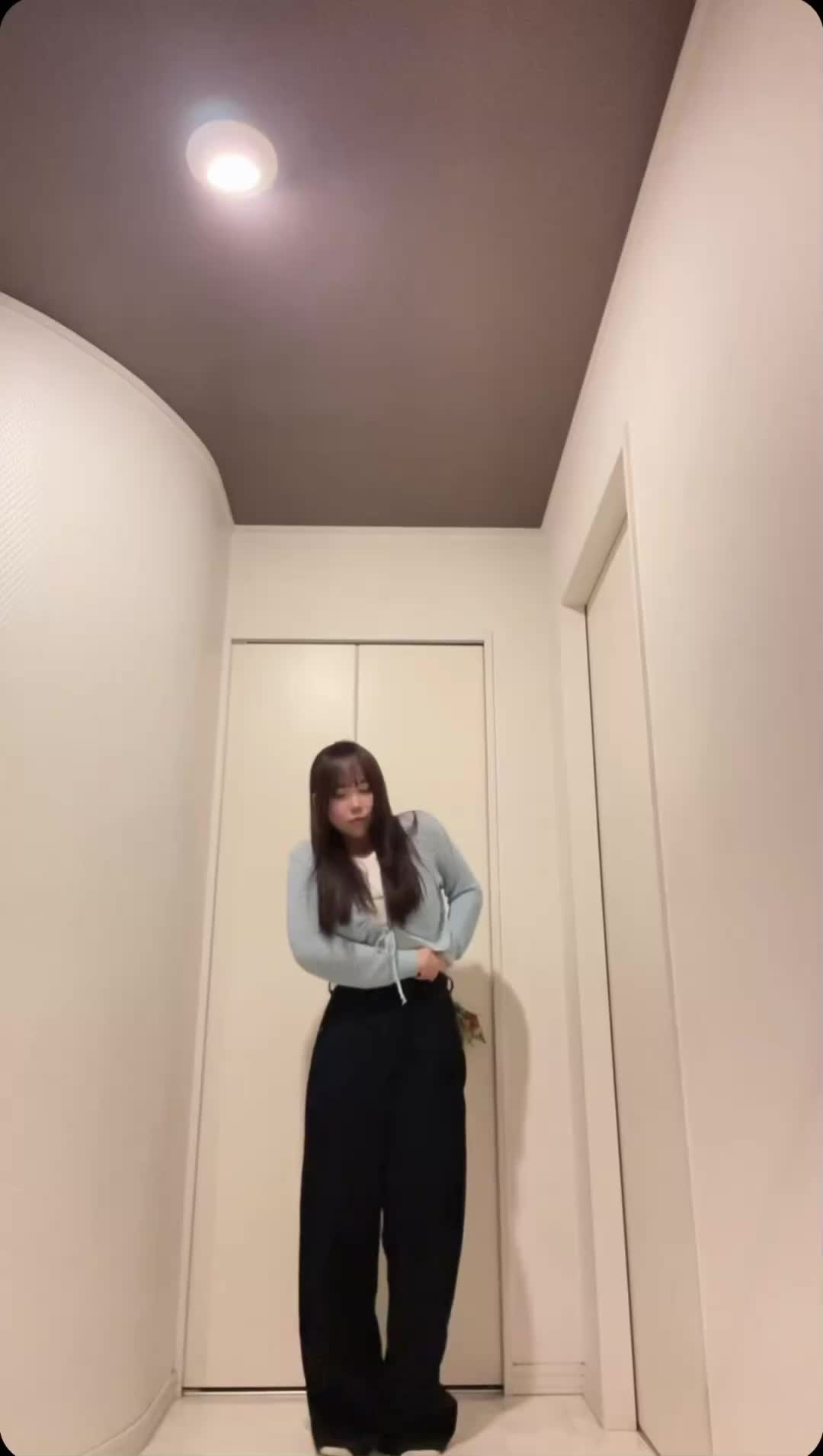 @玲