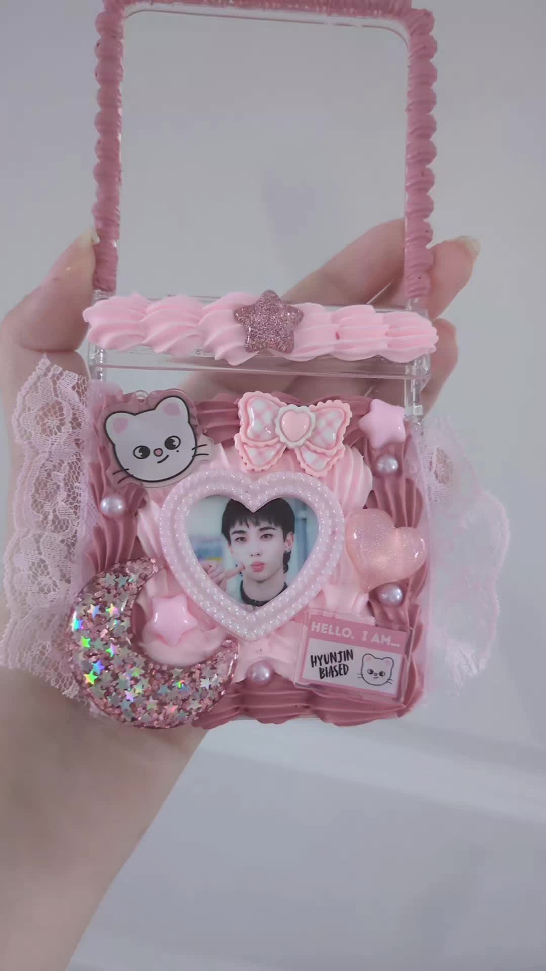 @Eileen (The Cutest Stop) ๐