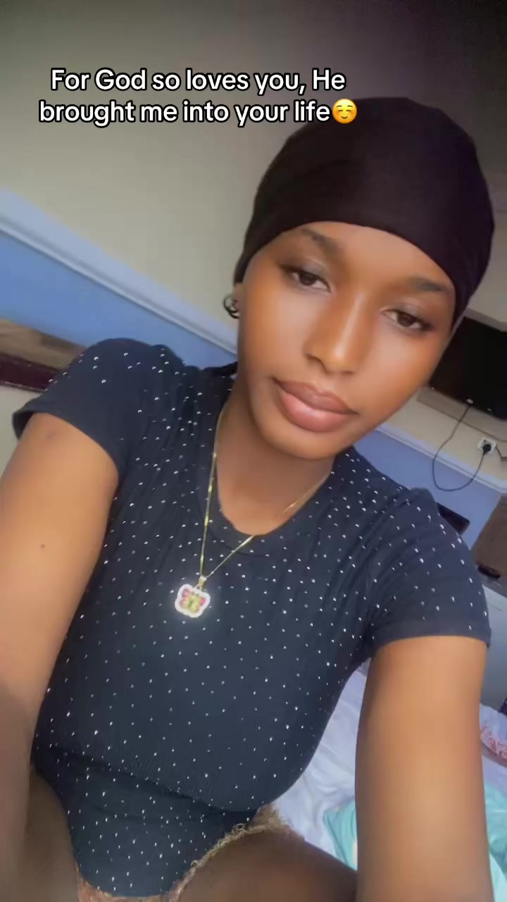 @ellybelly