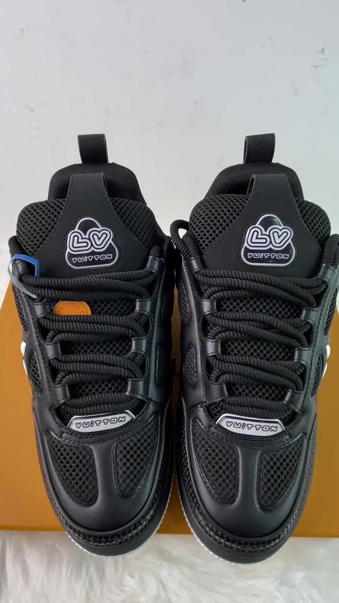 @WBC Shoes Daily