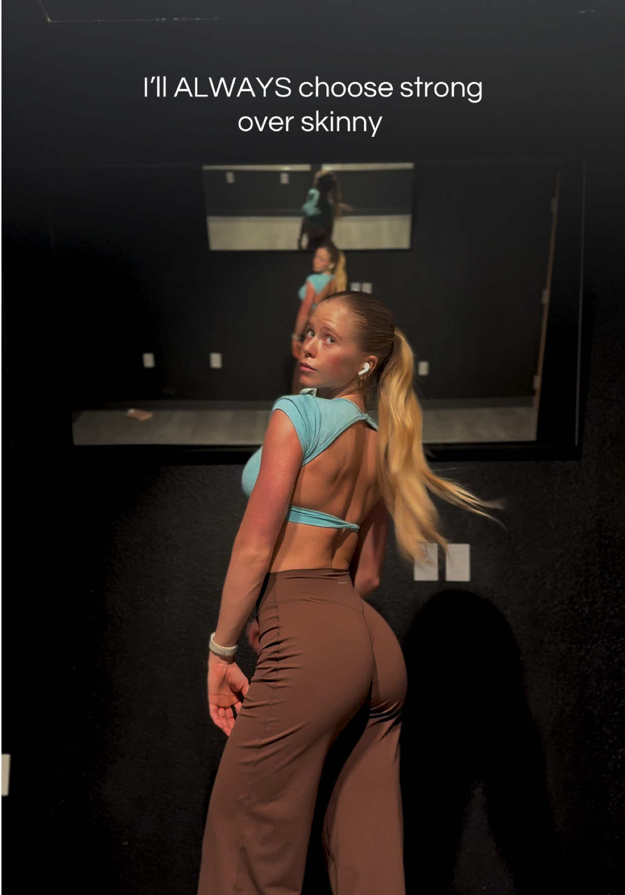 @carlynewman__