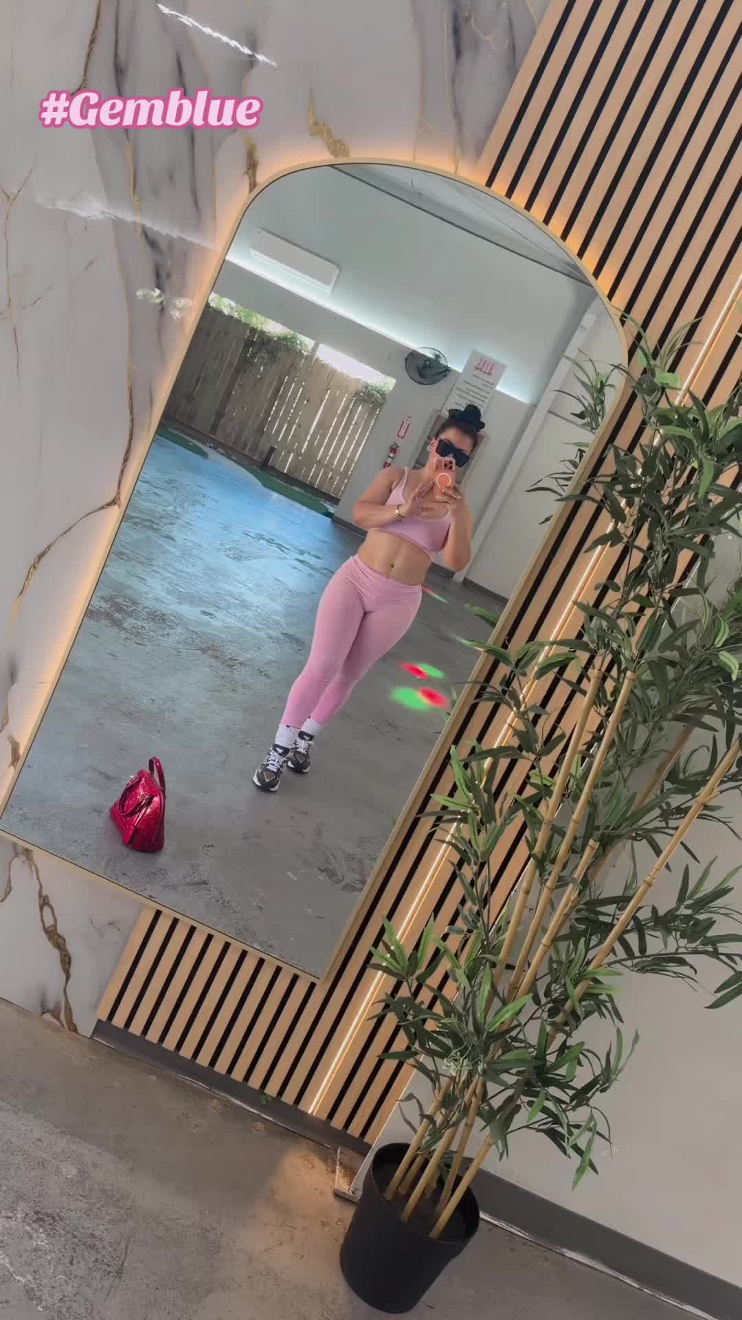 @Paola Morales