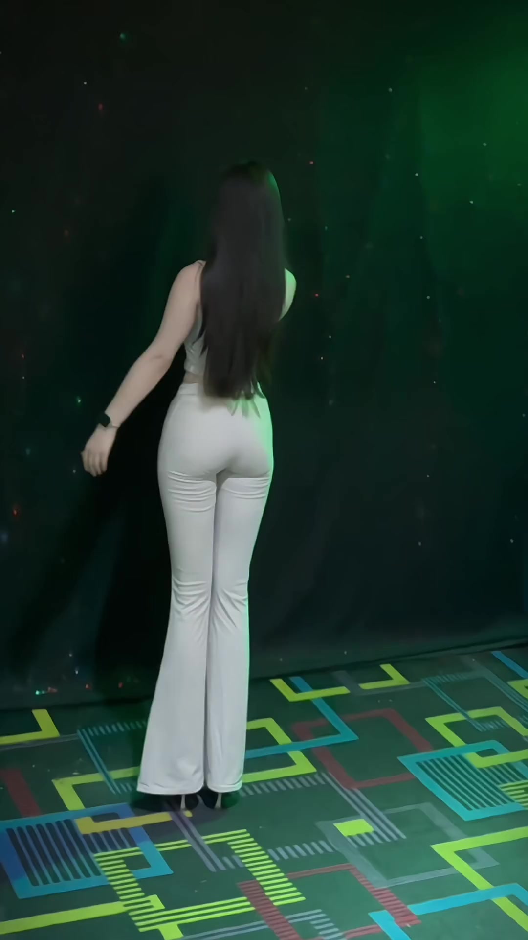 @Domi