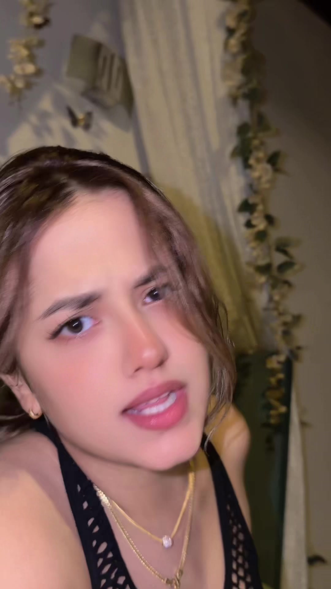 @davina
