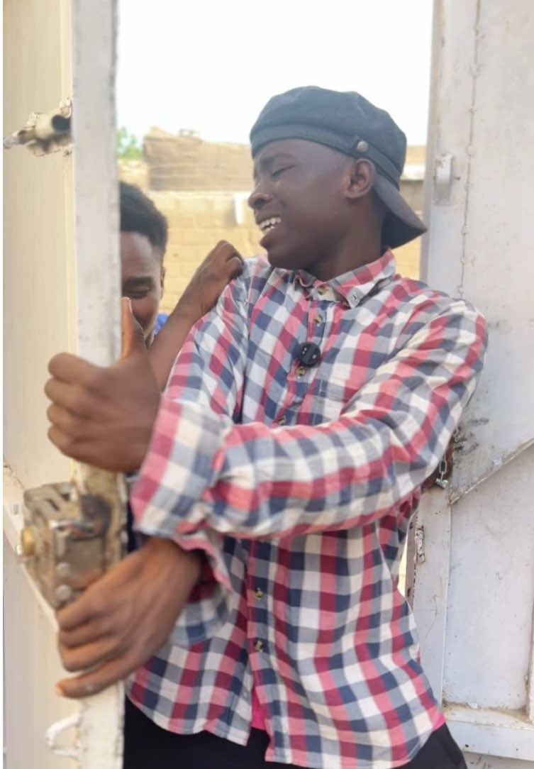@Viral_Boy✅