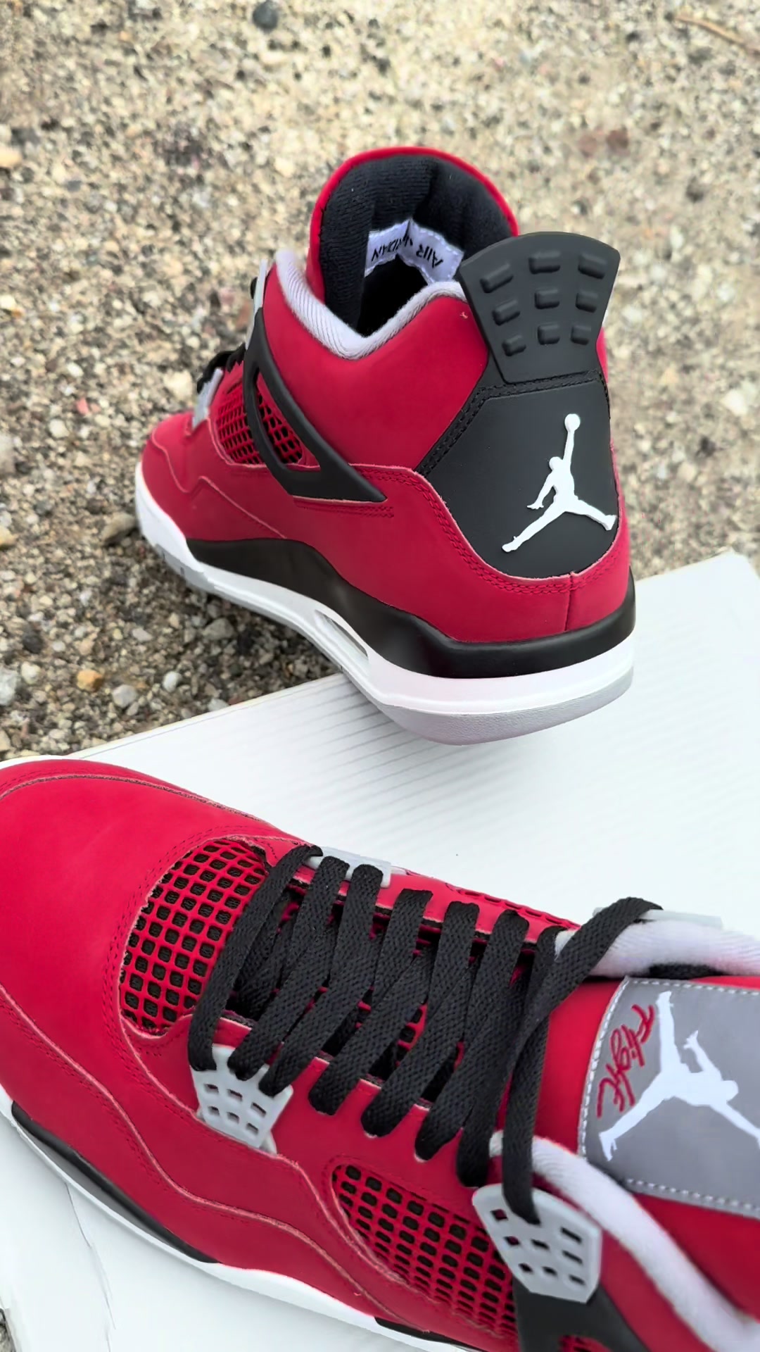 @cbaxkicks