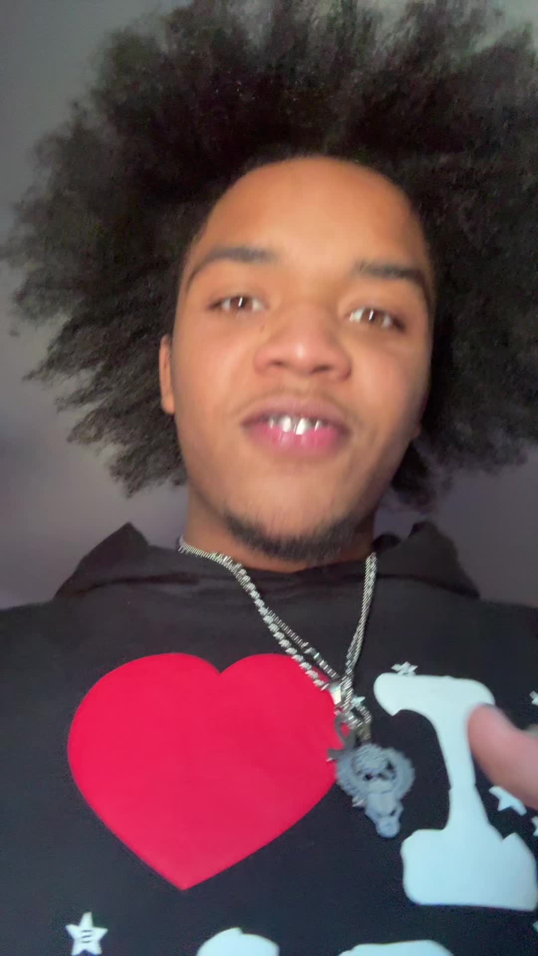 @IAMNOTREAL
