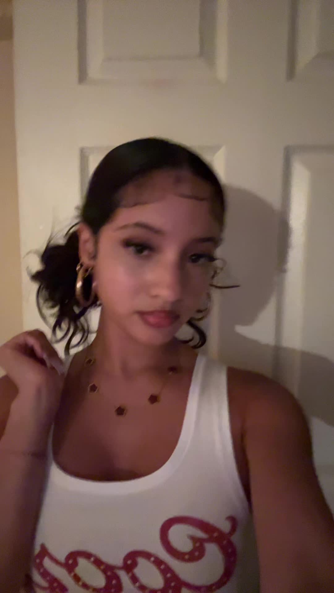 @naomiiii