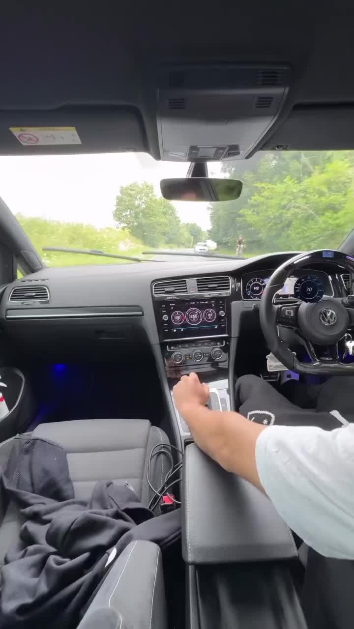 @Golf_R...👻💨🔞