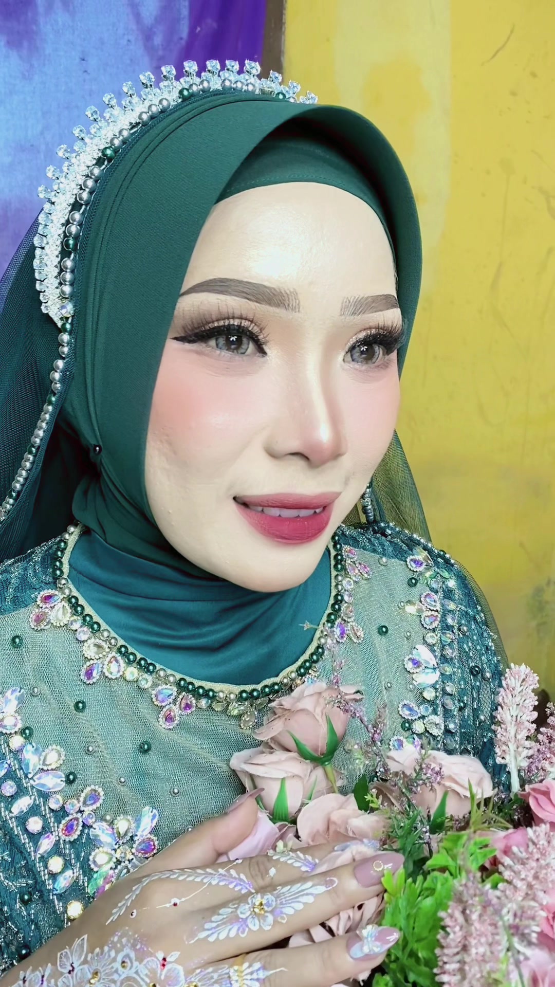 @Emma Makeup ๐