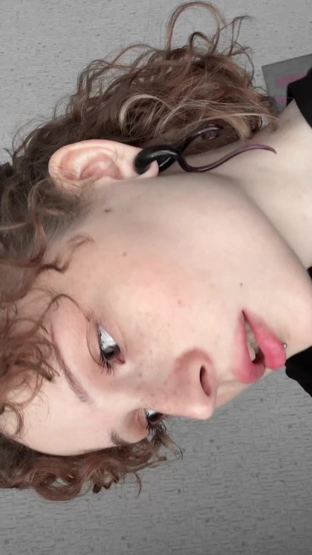 @𝓫𝓪𝓷𝓼𝓱𝓮𝓮 ✈︎
