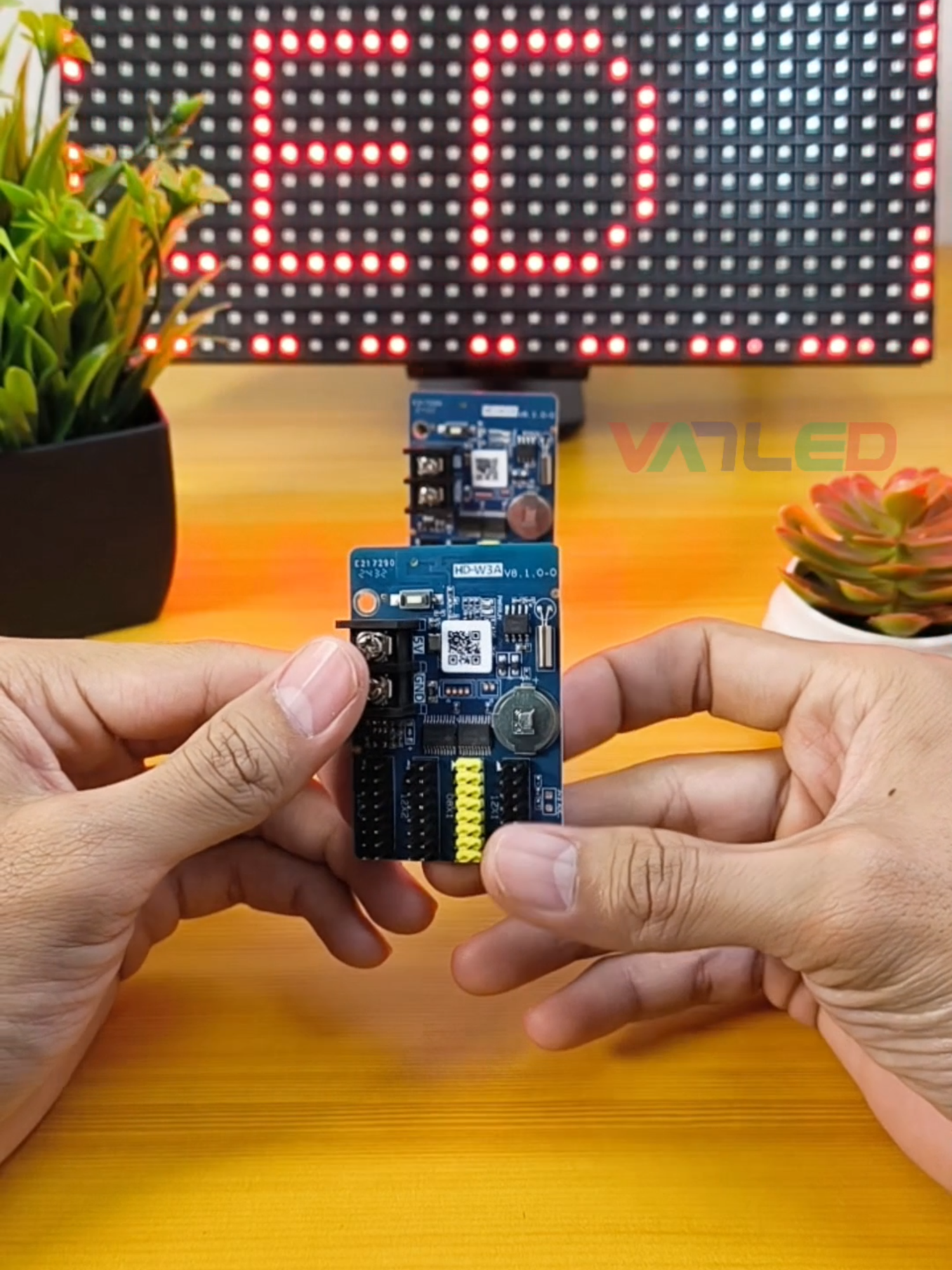 @vanled running text