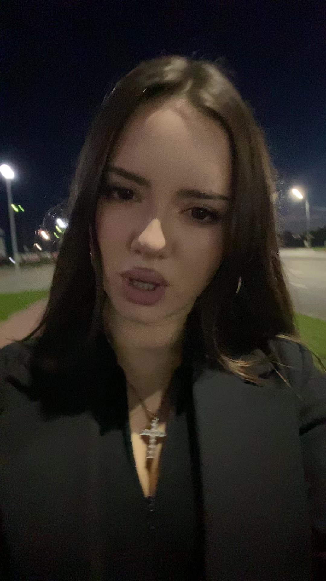 @╋━
