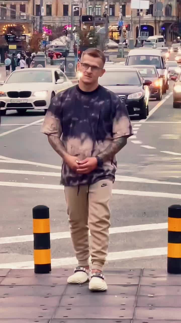 @archiroams_