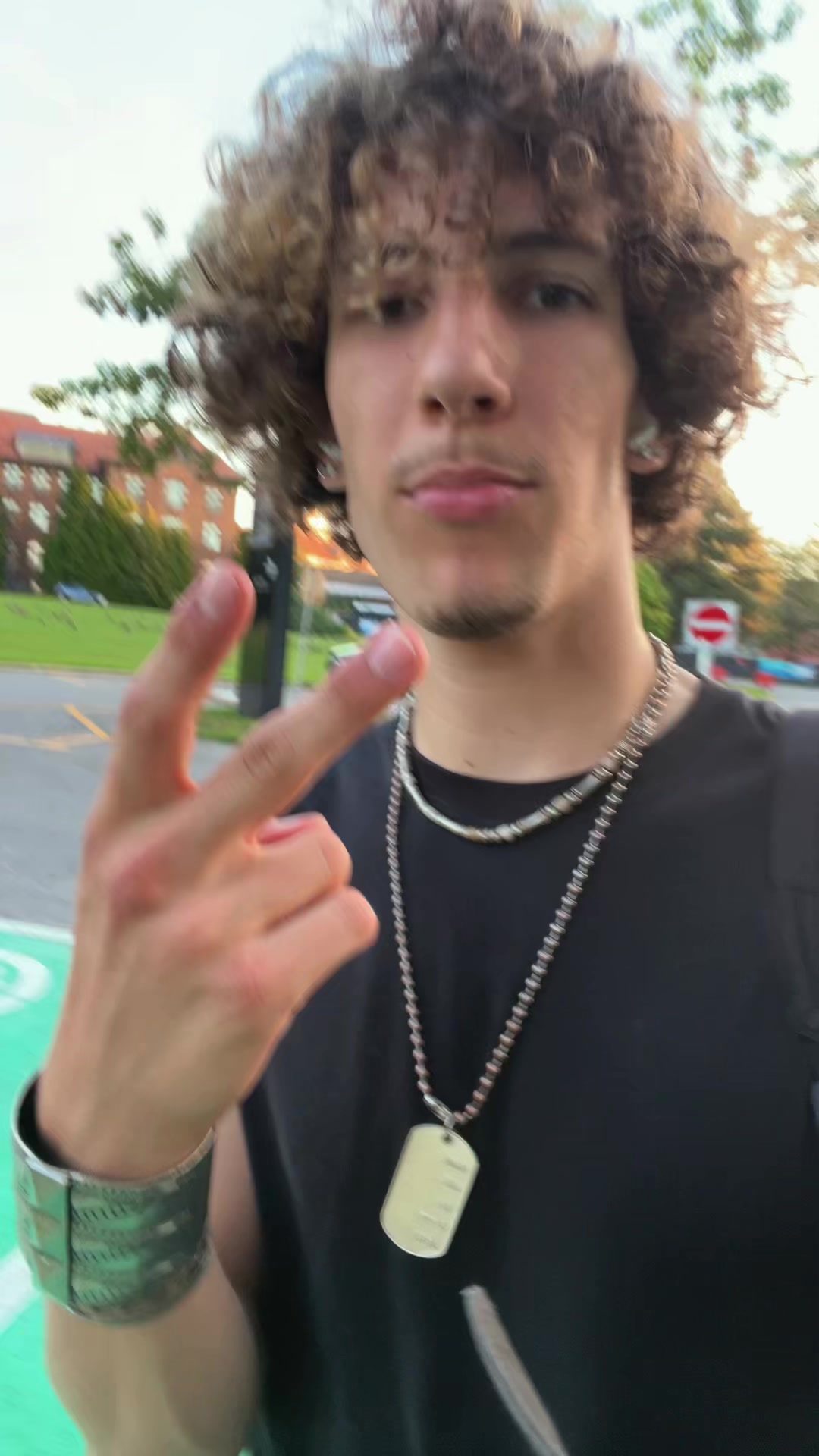 @nicefitdude