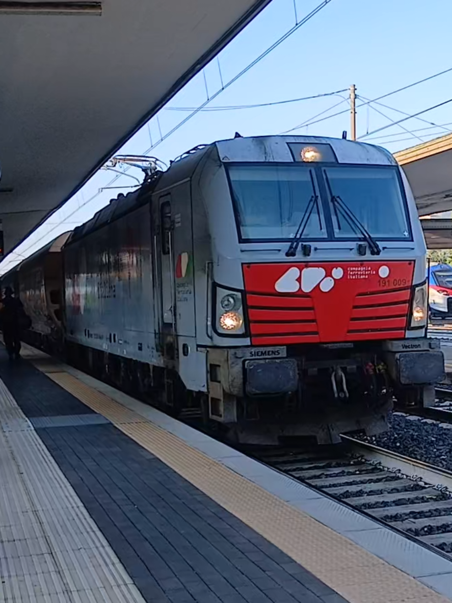 @Italian_trains