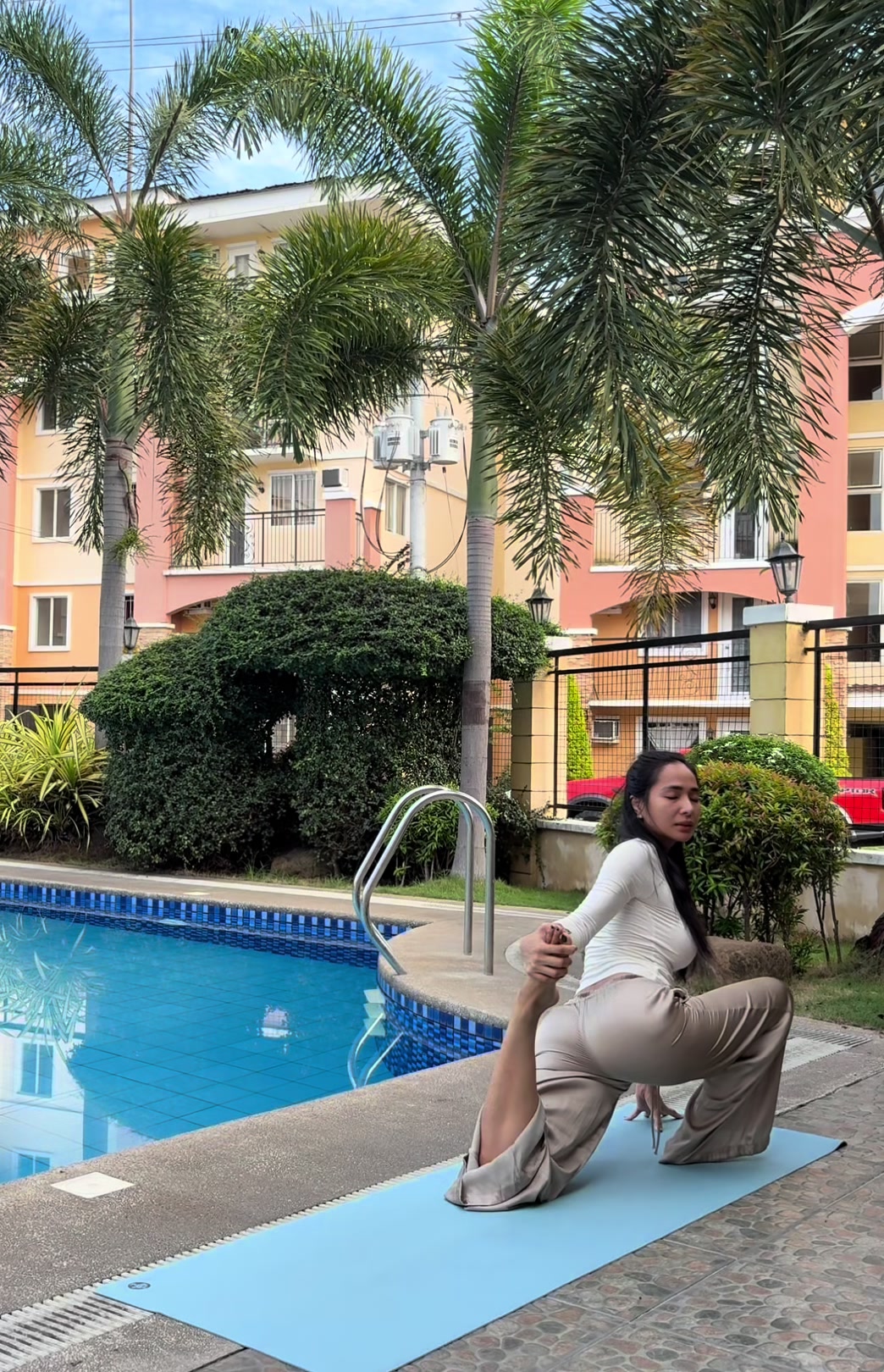 @Lalah Luna