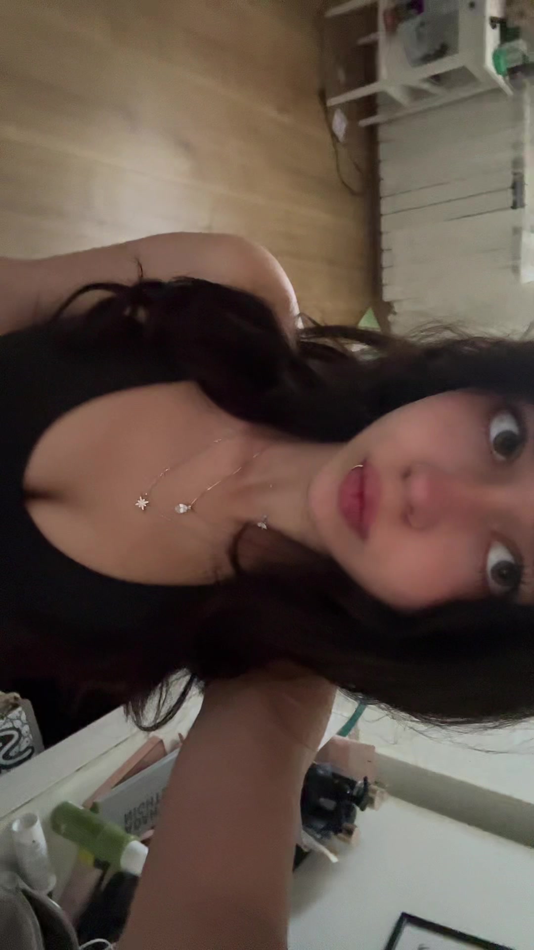 @hila๐