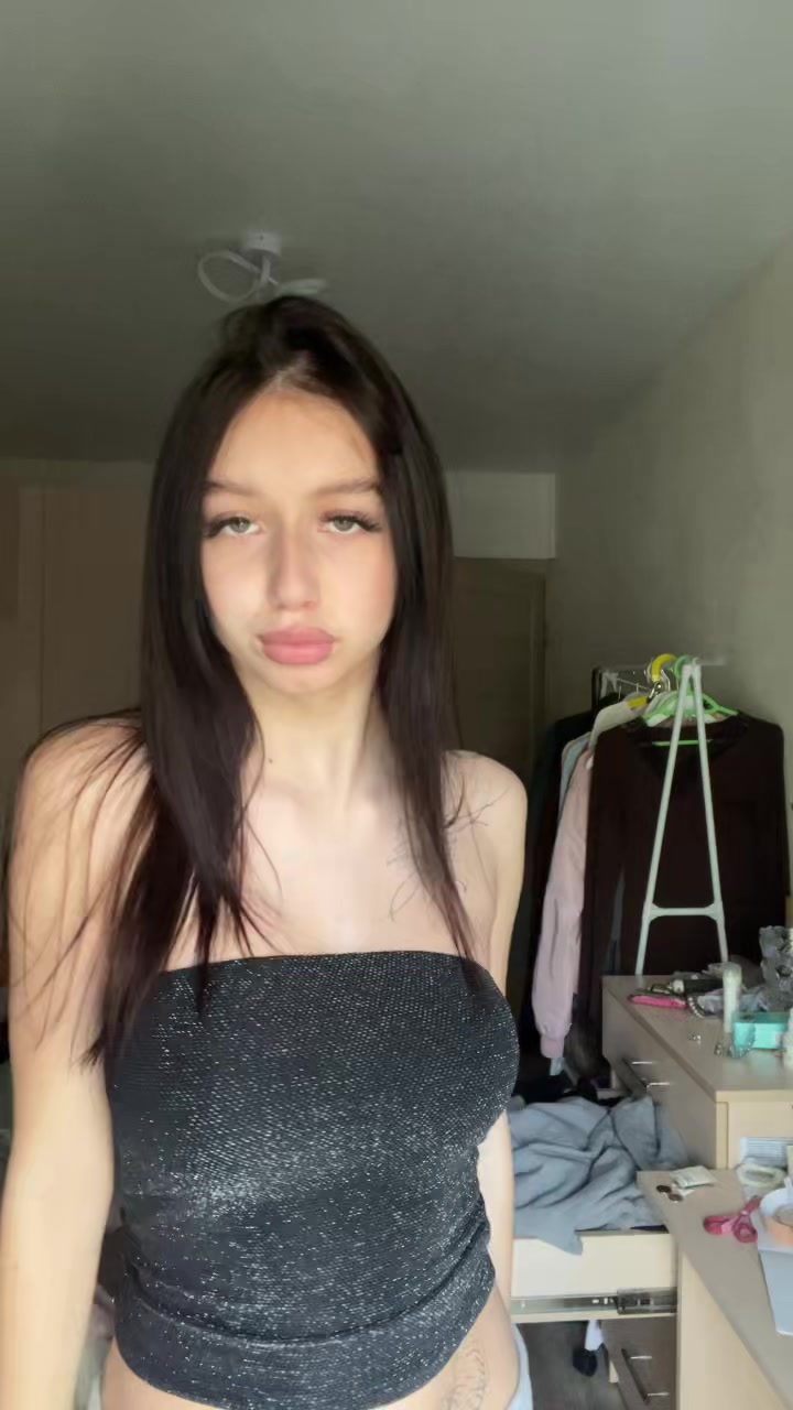 @Lizwft