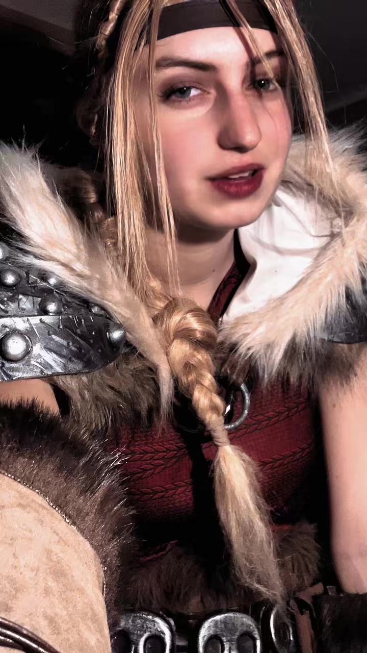 @Allie_Cosplay