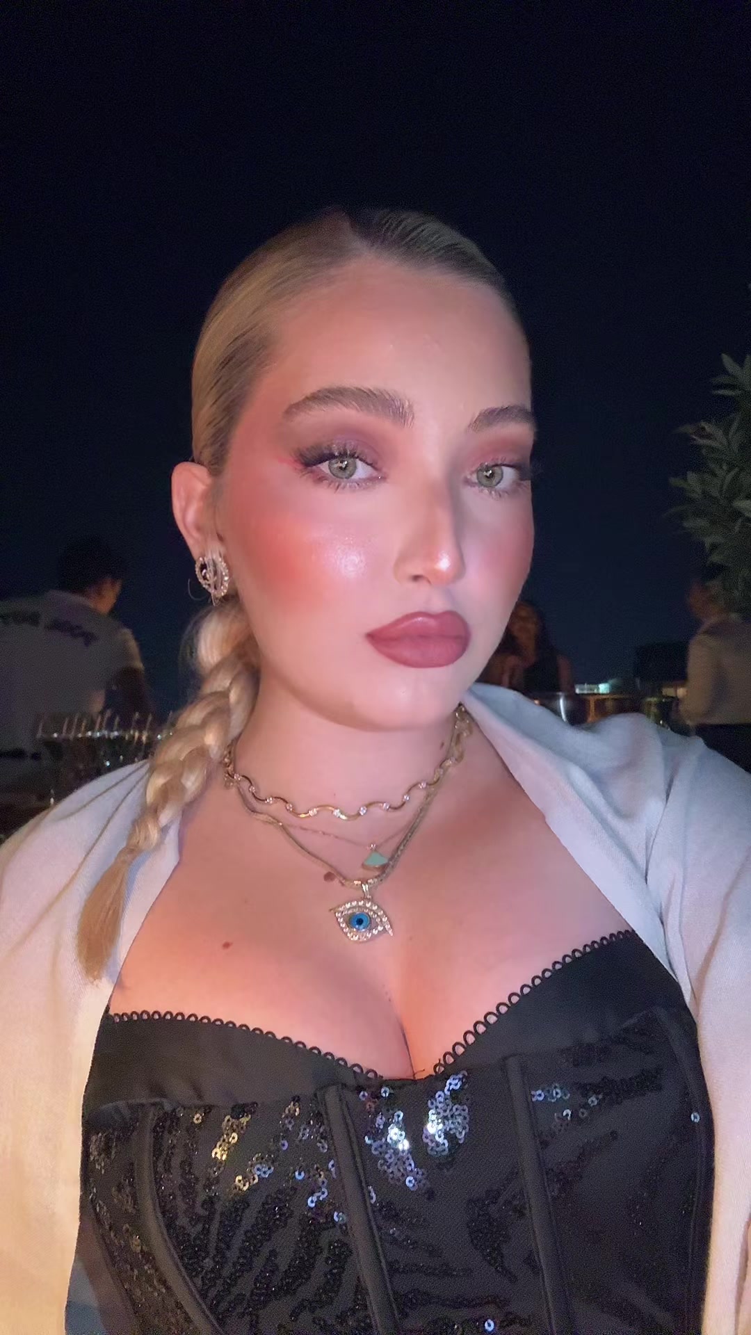 @Defne🧿