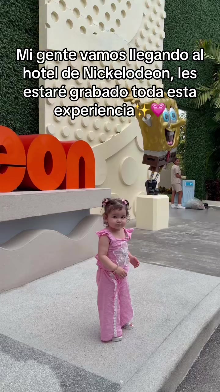 @karelyruiz