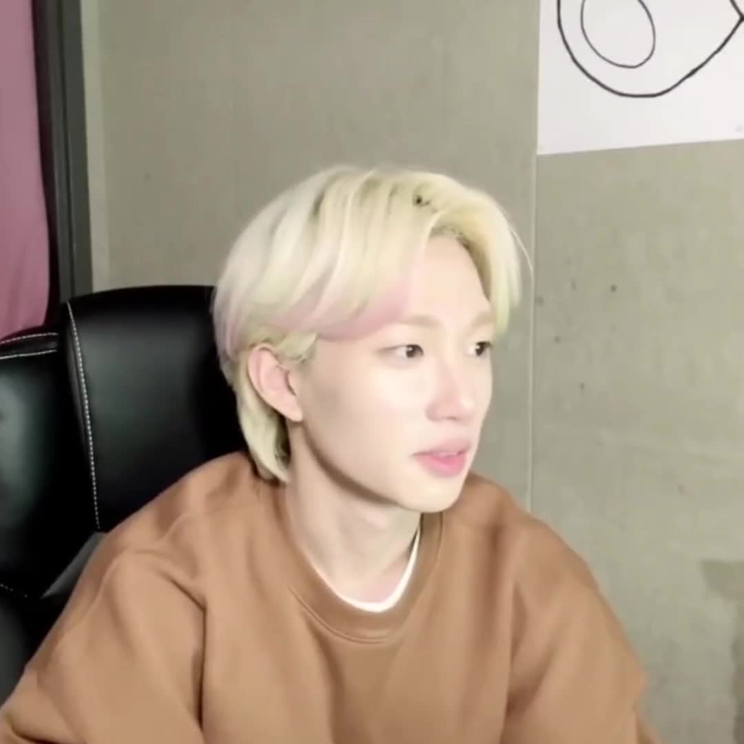 @adora🌙