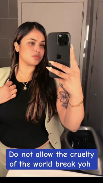 @Arianna Vee ๐ฅ ๐ฑ(Survivor)๐