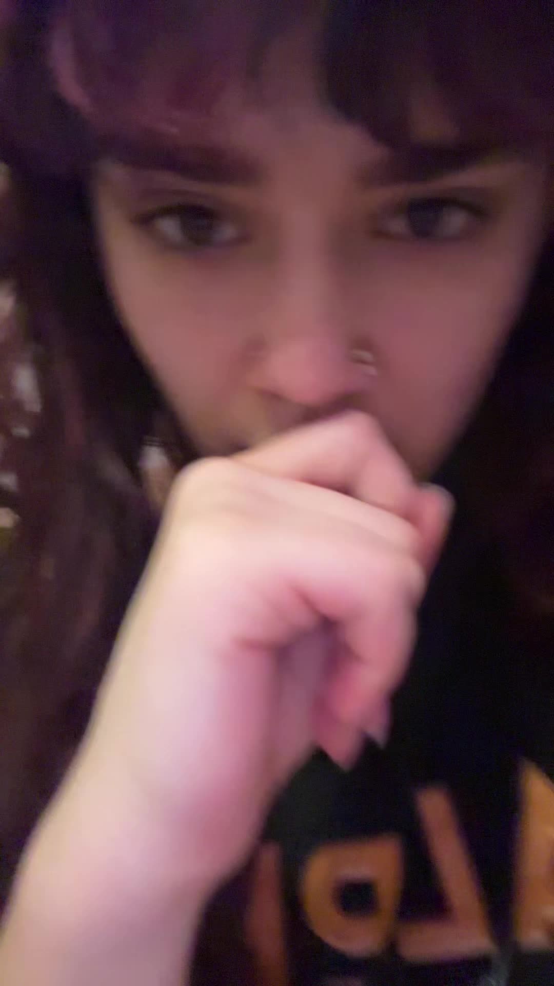 @Beeisbonkers