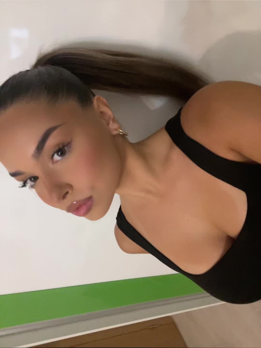 @dinajo