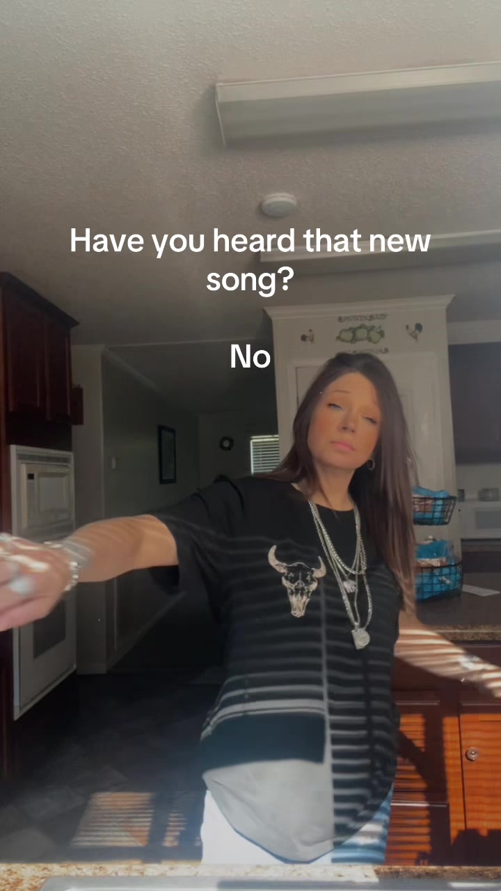 @Sweet.savage.medium