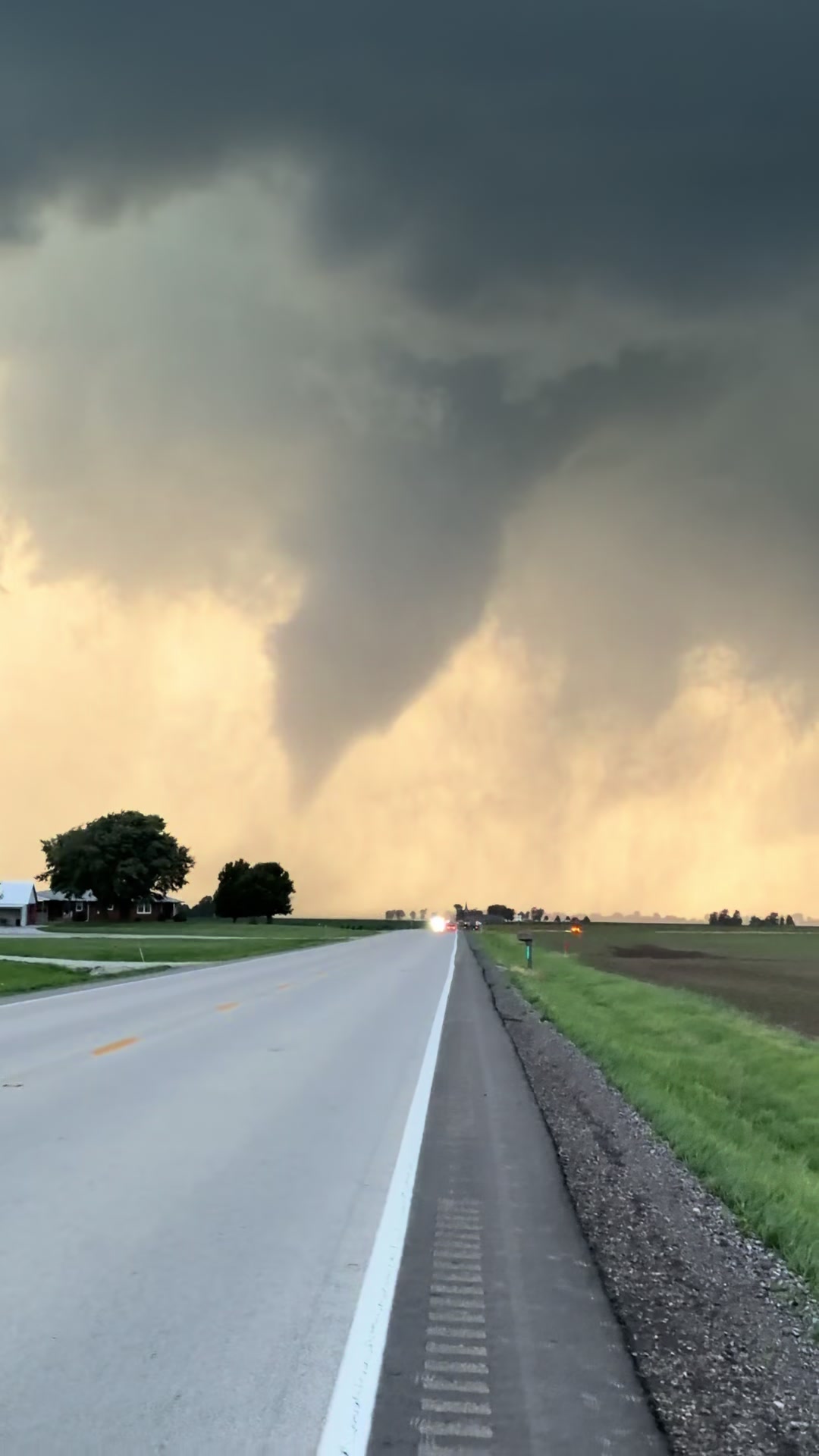 @emma | storm chasing + auroras