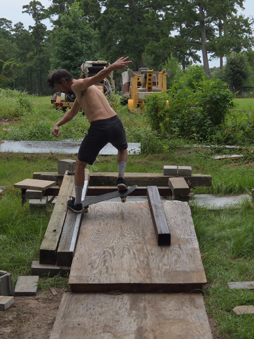 @Jason / skateboarding