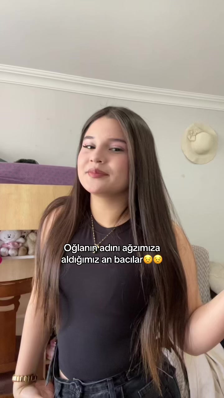 @Elayyllomm🧸