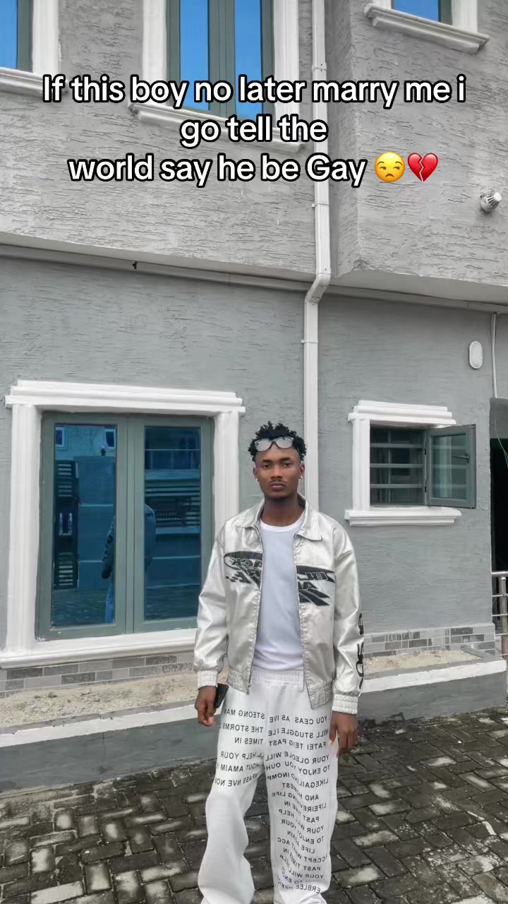 @𝗕𝗜𝗚 𝗥𝗜𝗖𝗞𝗬