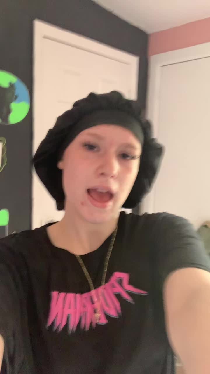 @xlivyz2