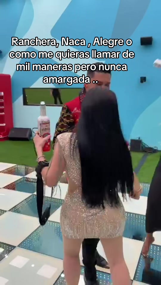 @Anaseli laris