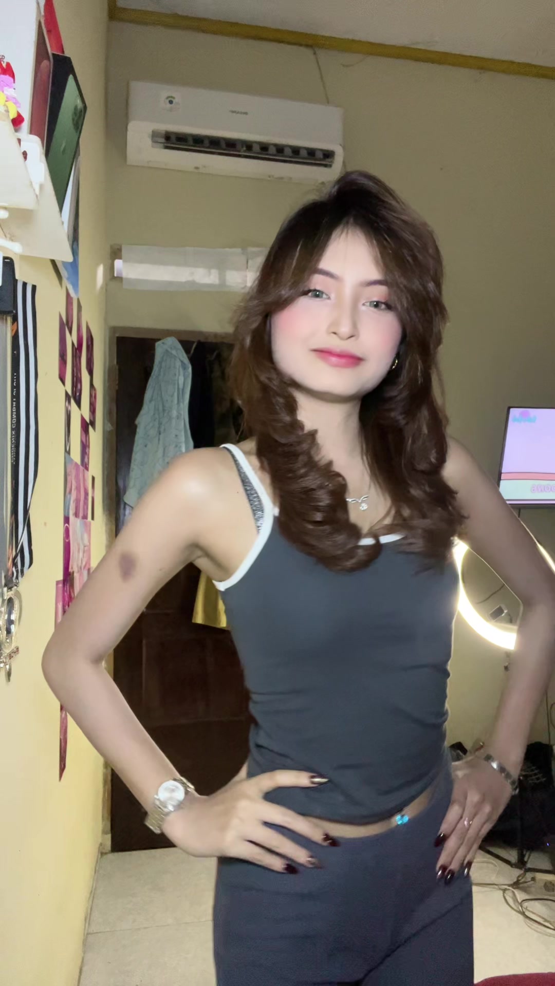 @widya oghell
