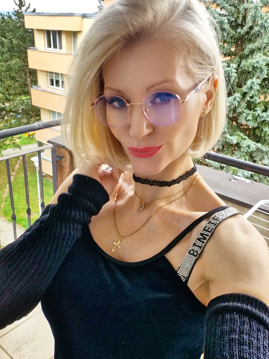 @Малышка💘
