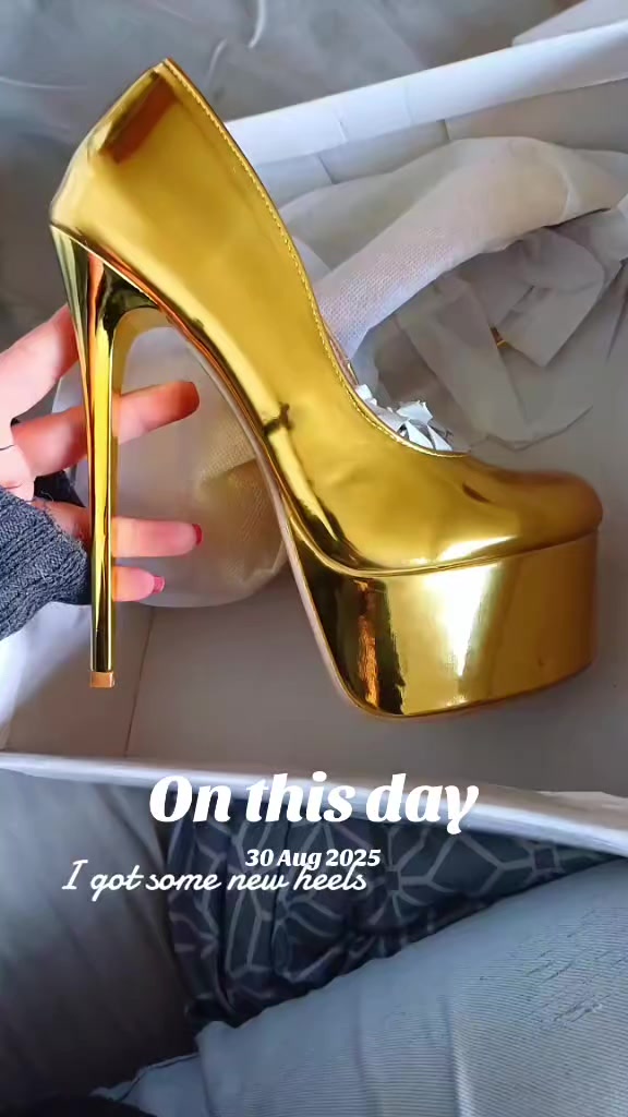 @KinkyLyrical