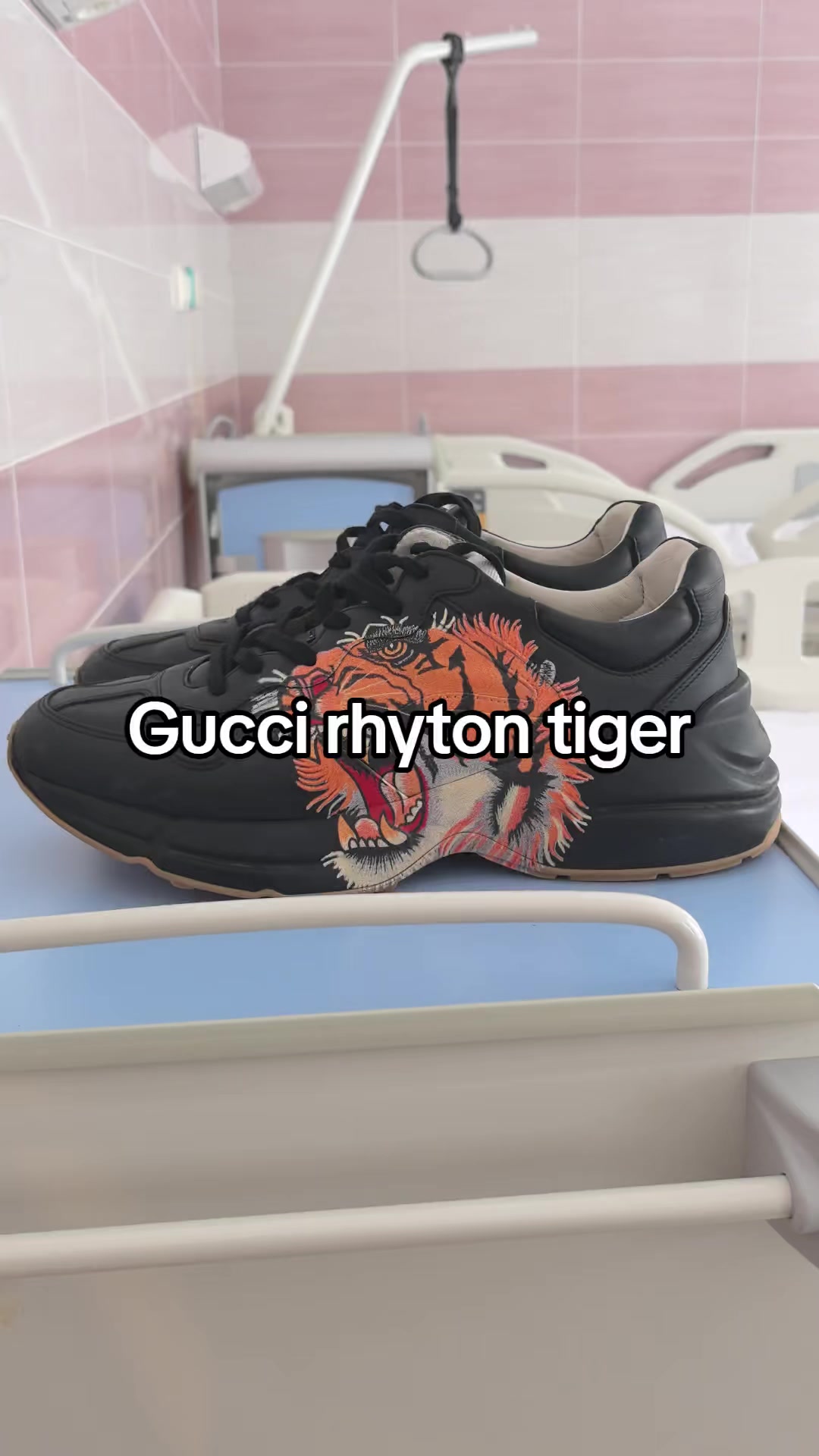 @HST2T