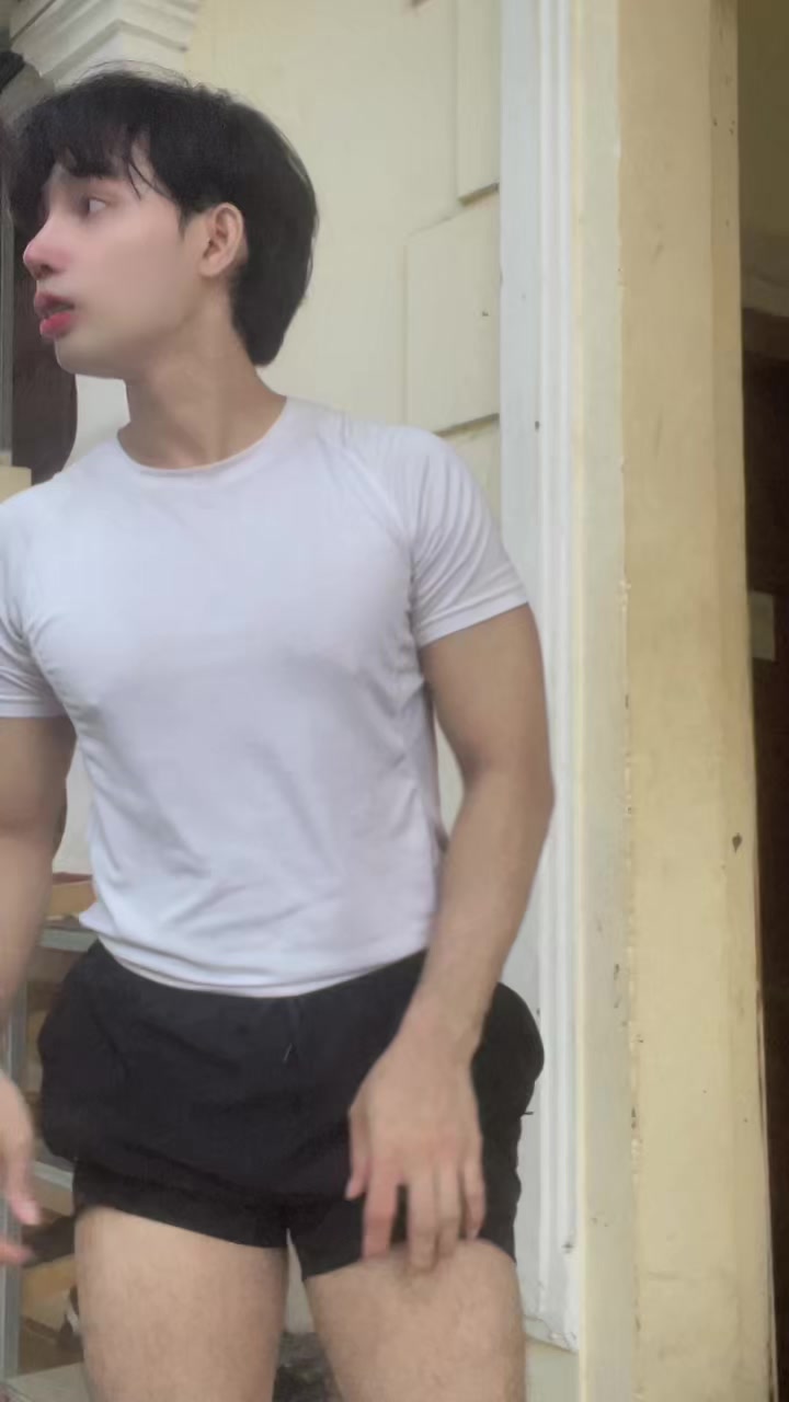 @កូនក្មេង សាច់ដុំ