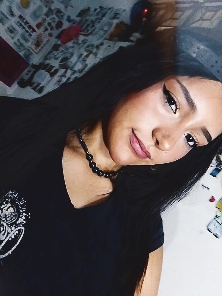@✰✮🎸丰 Fabiana Kaulitz 丰🎸✮✰