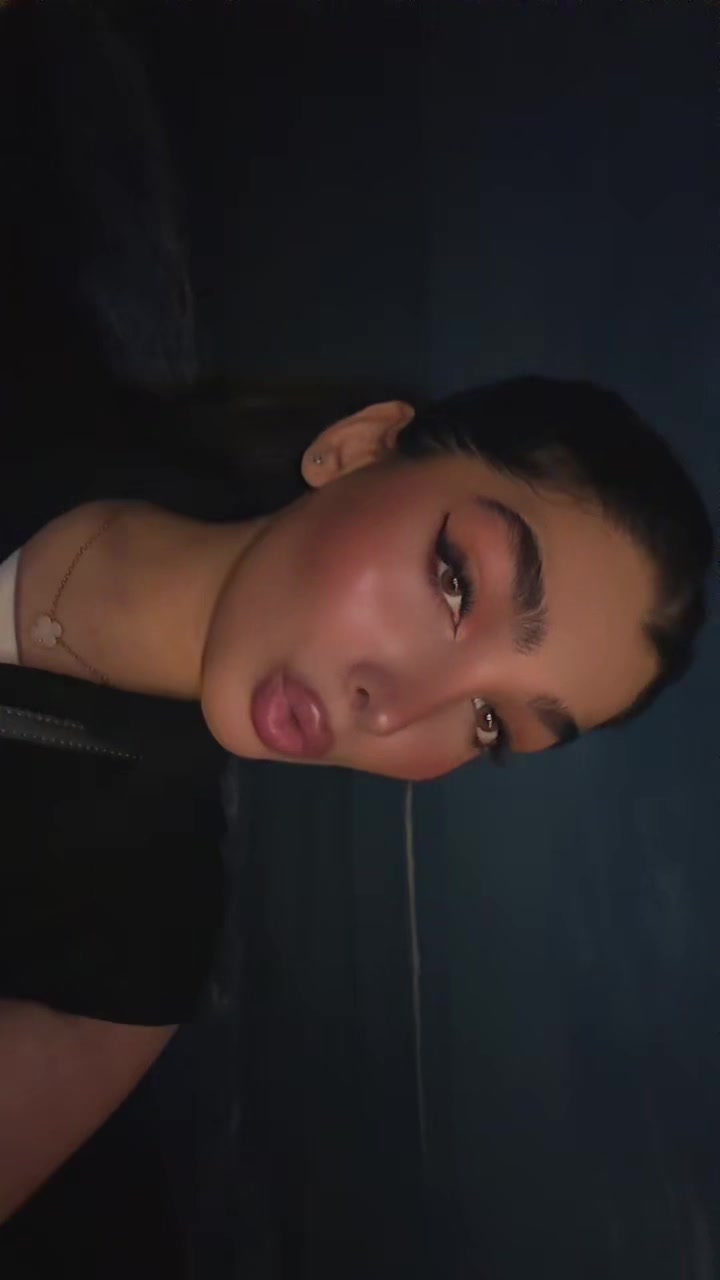 @Niki
