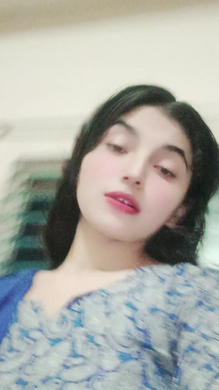 @- রহস্যময়ী