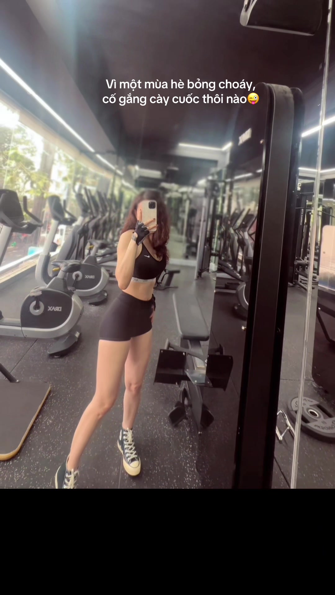@Nga ơii - U50 còn mải ham chơi