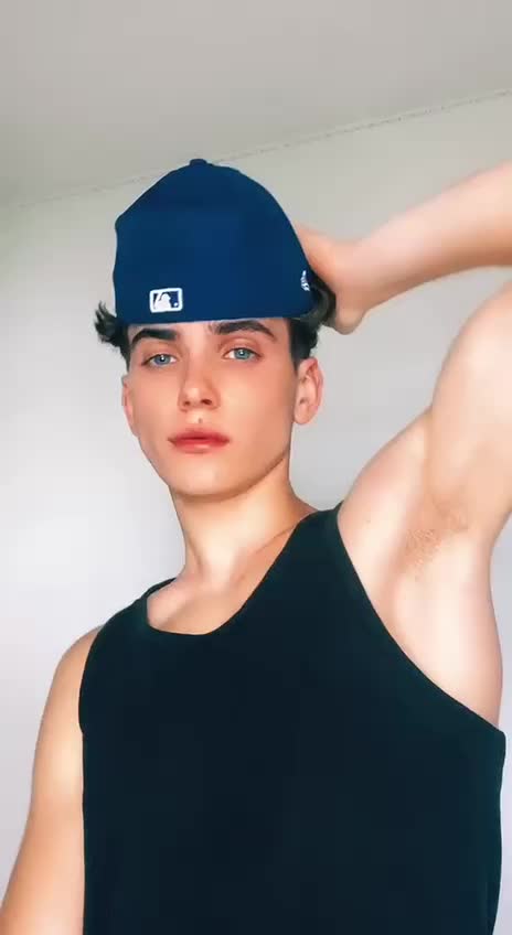 @Twinkboy