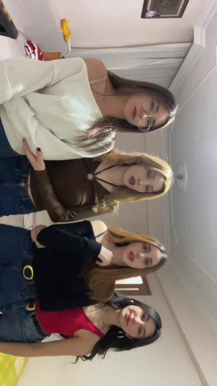 @Ayşenur
