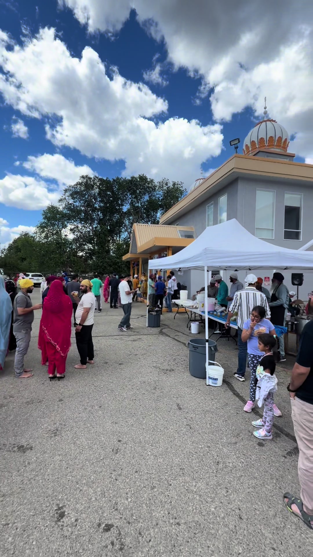 @Kamloops ਸੂਸਾਂ ਵਾਲੇ