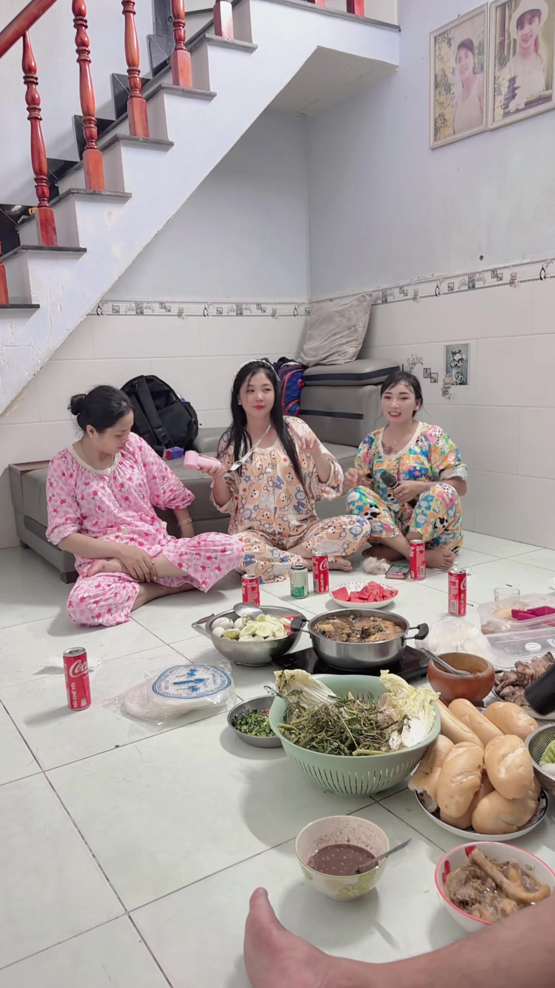 @💕Nga💕 bán hàng rong💕